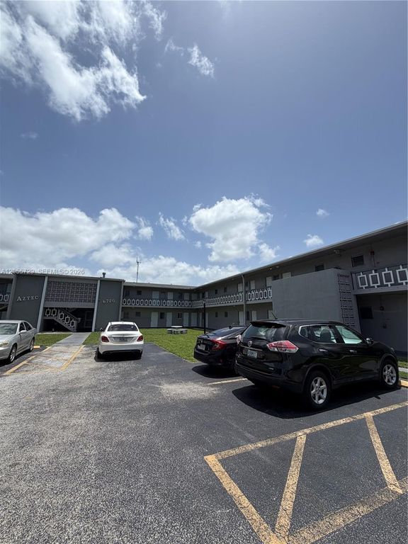 6720 Arbor Drive 212, Miramar, FL 33023