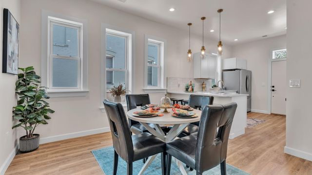 415 Arno Street SE, Albuquerque, NM 87102