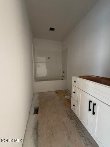 15032 N Cape Court, Perrysburg, OH 43551