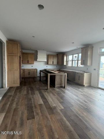 15032 N Cape Court, Perrysburg, OH 43551