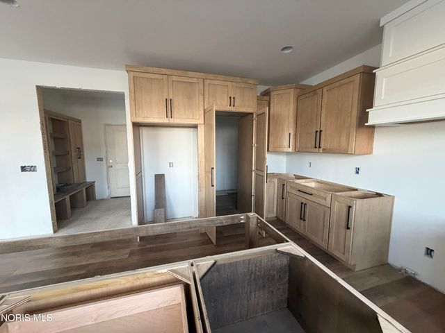 15032 N Cape Court, Perrysburg, OH 43551