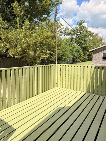 1917 Utah Street, Baytown, TX 77520