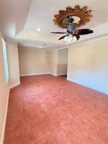 1917 Utah Street, Baytown, TX 77520