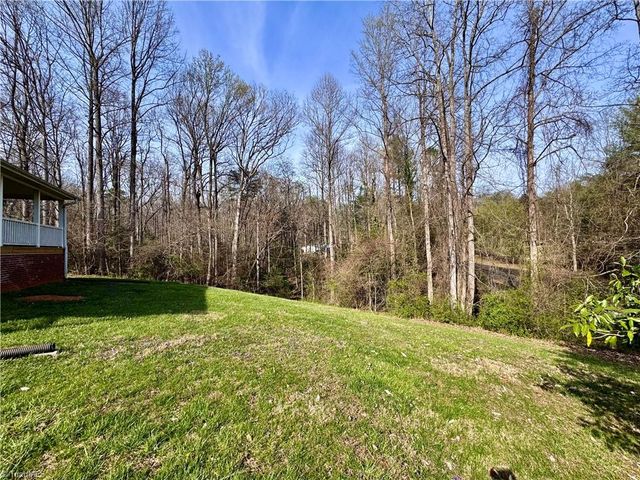 184 Silver Pine Trail, Thurmond, NC 28683
