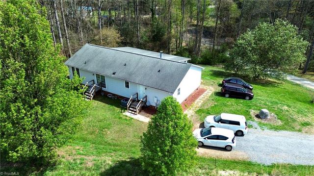184 Silver Pine Trail, Thurmond, NC 28683