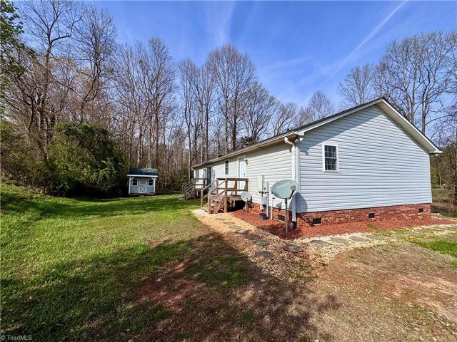 184 Silver Pine Trail, Thurmond, NC 28683