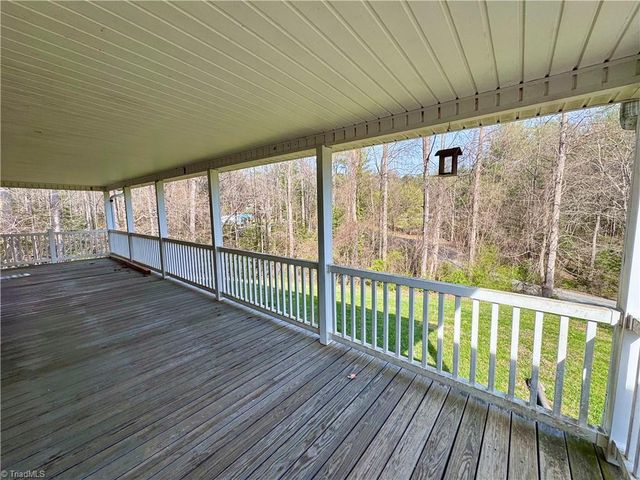 184 Silver Pine Trail, Thurmond, NC 28683