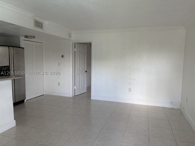 3901 SW 112th Ave 40, Miami, FL 33165