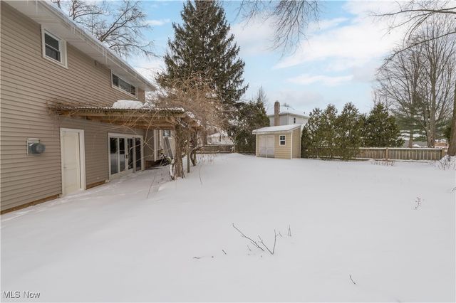 1185 Dellwood Drive, Westlake, OH 44145