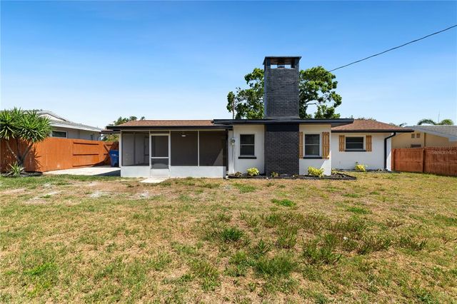 1711 S PATLIN CIRCLE, Largo, FL 33770