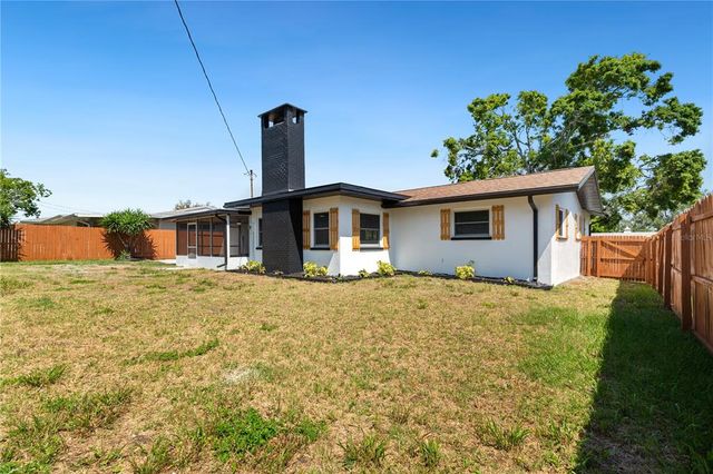 1711 S PATLIN CIRCLE, Largo, FL 33770