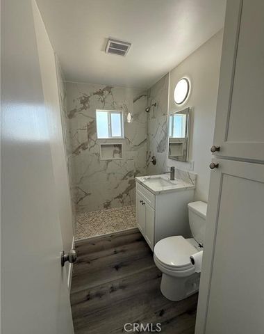 9966 Locust Avenue, Hesperia, CA 92345