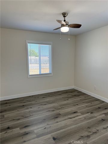 9966 Locust Avenue, Hesperia, CA 92345
