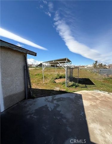9966 Locust Avenue, Hesperia, CA 92345