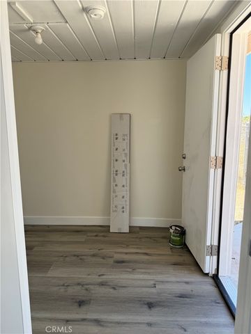 9966 Locust Avenue, Hesperia, CA 92345