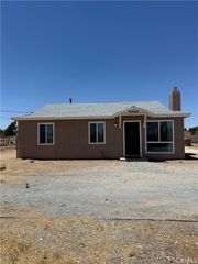 9966 Locust Avenue, Hesperia, CA 92345