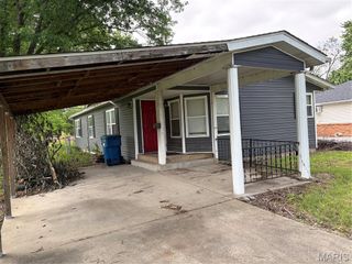 306 W 5th Street, Cahokia, IL 62206