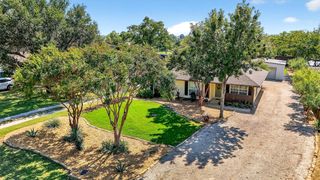 613 Lakeshore Boulevard, Oak Point, TX 75068