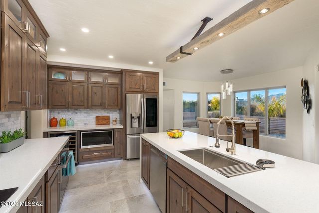 761 N Lazy J Way, Tucson, AZ 85748