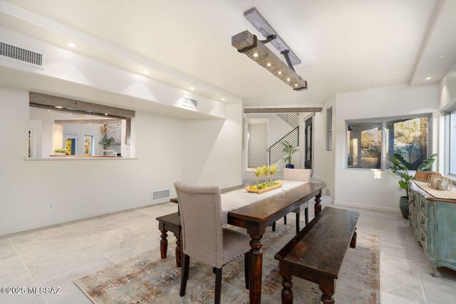 761 N Lazy J Way, Tucson, AZ 85748