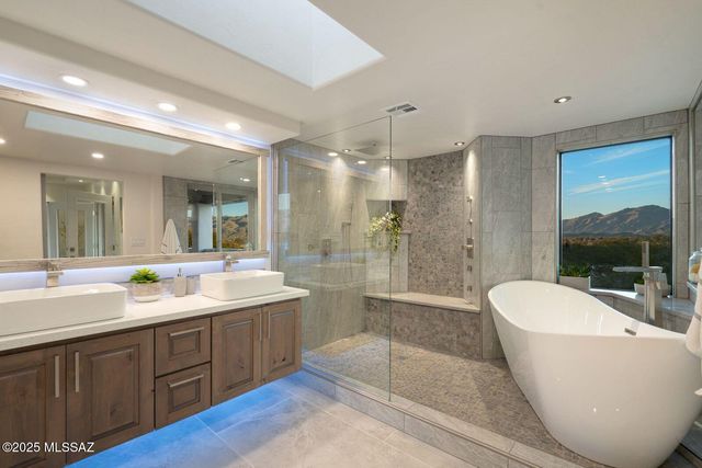 761 N Lazy J Way, Tucson, AZ 85748