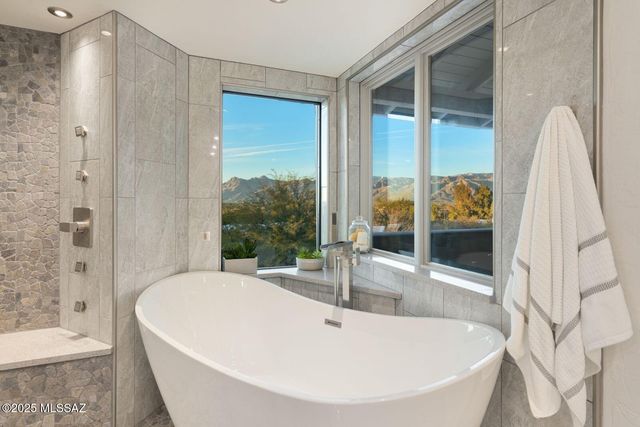 761 N Lazy J Way, Tucson, AZ 85748