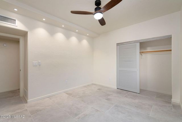 761 N Lazy J Way, Tucson, AZ 85748