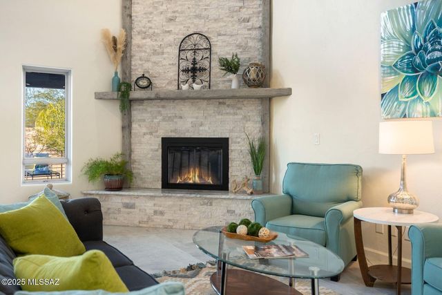 761 N Lazy J Way, Tucson, AZ 85748