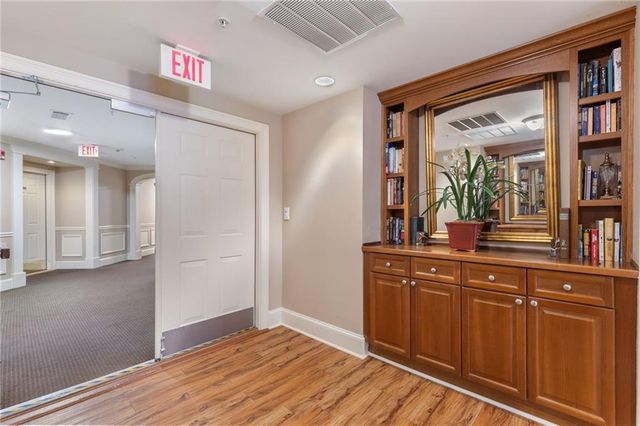 3275 Lenox NE Road 314, Atlanta, GA 30324