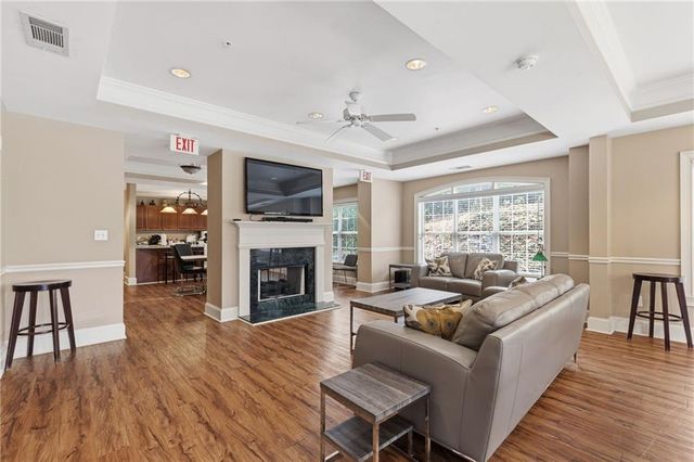 3275 Lenox NE Road 314, Atlanta, GA 30324