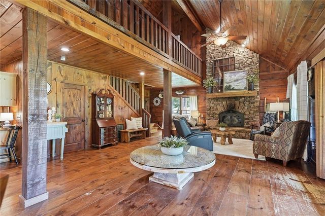 965 Bell Road, Mineral Bluff, GA 30559