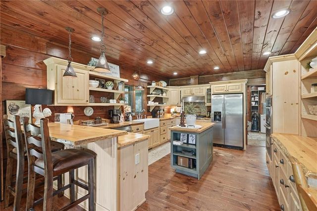 965 Bell Road, Mineral Bluff, GA 30559