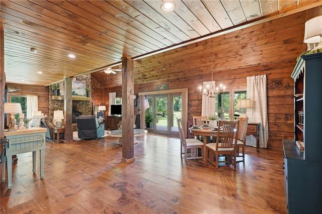 965 Bell Road, Mineral Bluff, GA 30559
