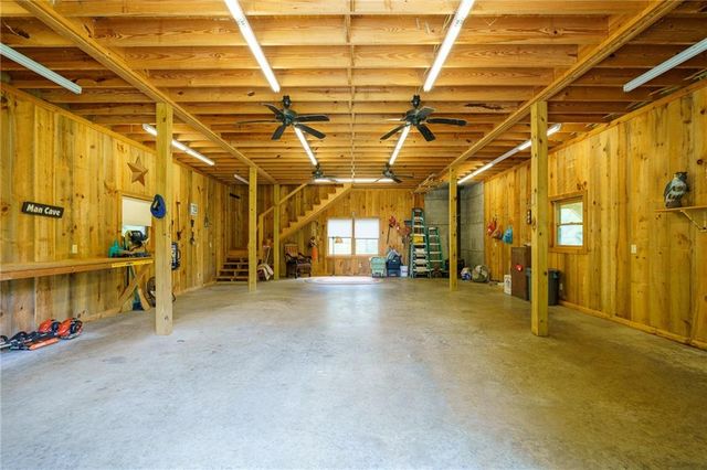 965 Bell Road, Mineral Bluff, GA 30559