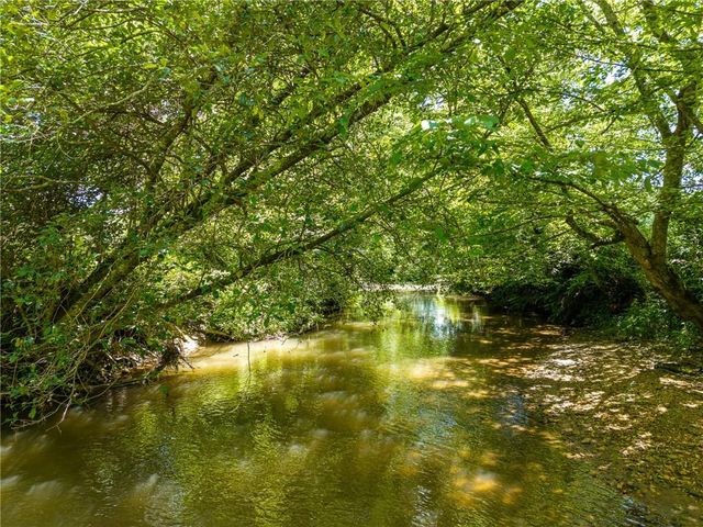 965 Bell Road, Mineral Bluff, GA 30559