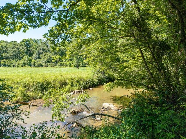 965 Bell Road, Mineral Bluff, GA 30559