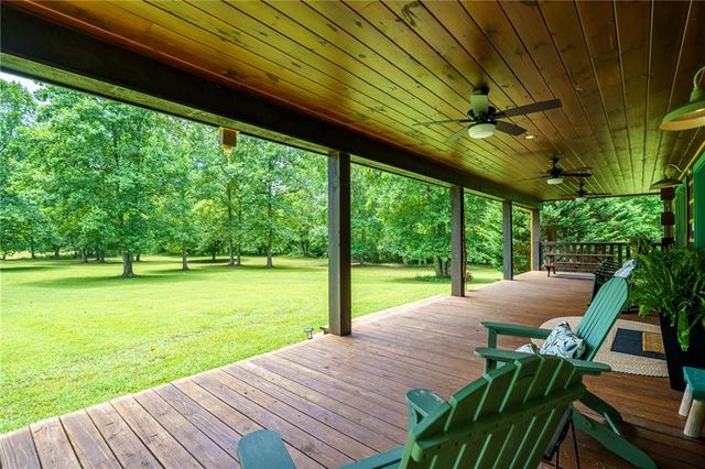 965 Bell Road, Mineral Bluff, GA 30559