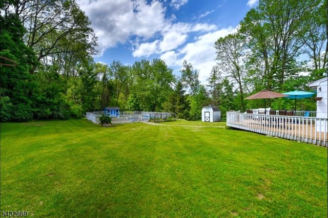 25 Carol Dr, Vernon Twp., NJ 07418