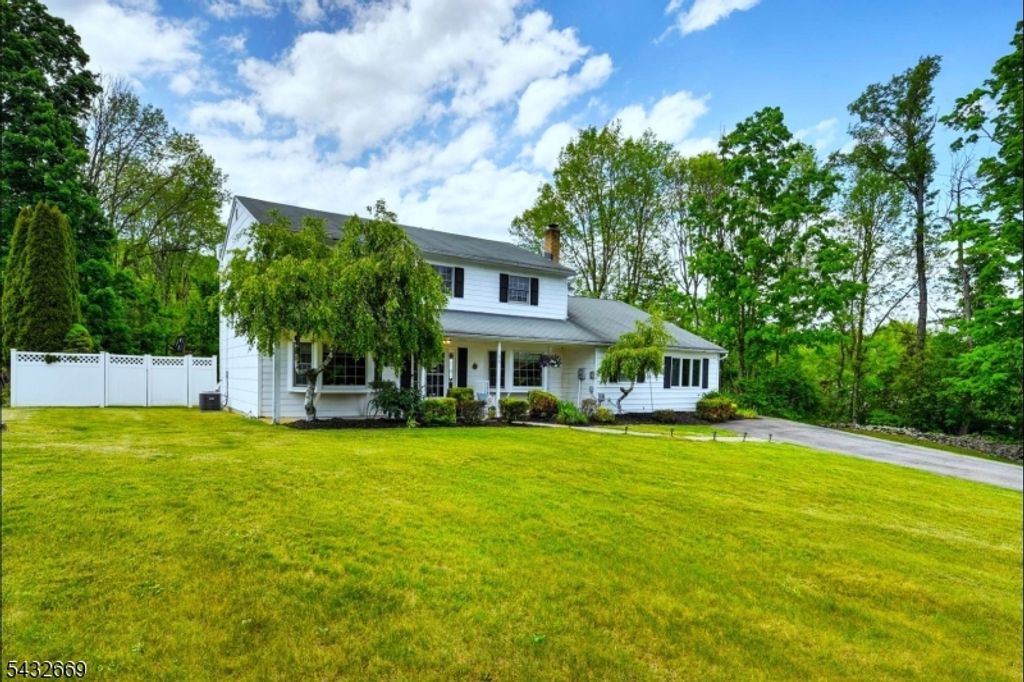 25 Carol Dr, Vernon Twp., NJ 07418 — photo 4