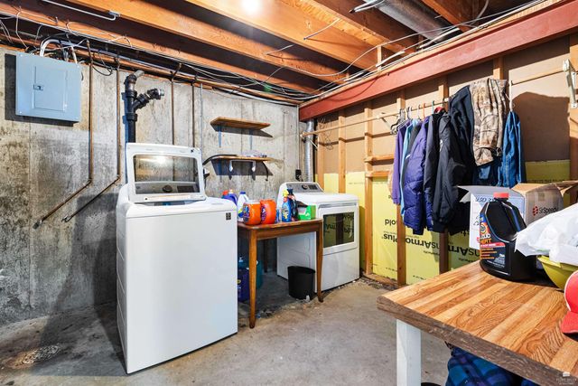 2408 Buena Vista, Manhattan, KS 66502