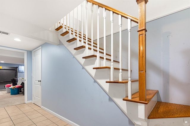 2408 Buena Vista, Manhattan, KS 66502