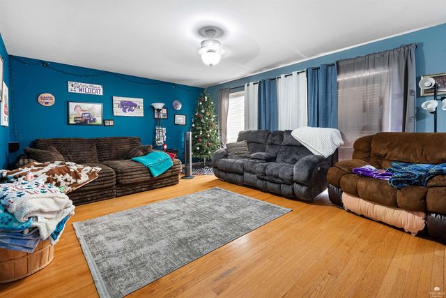 2408 Buena Vista, Manhattan, KS 66502