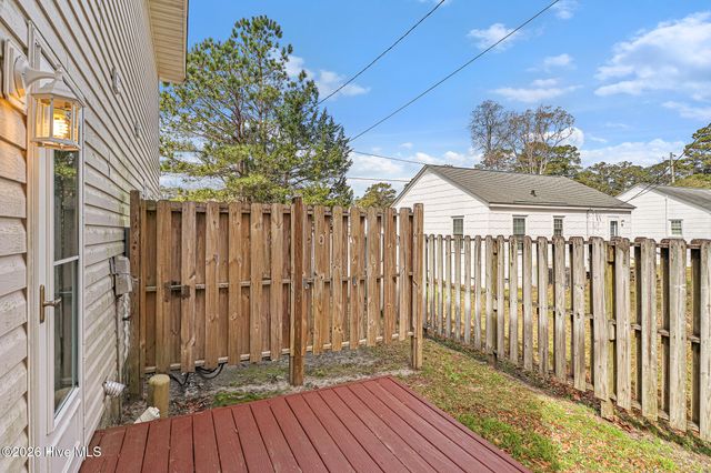 101 & 301 Johns Way, Newport, NC 28570