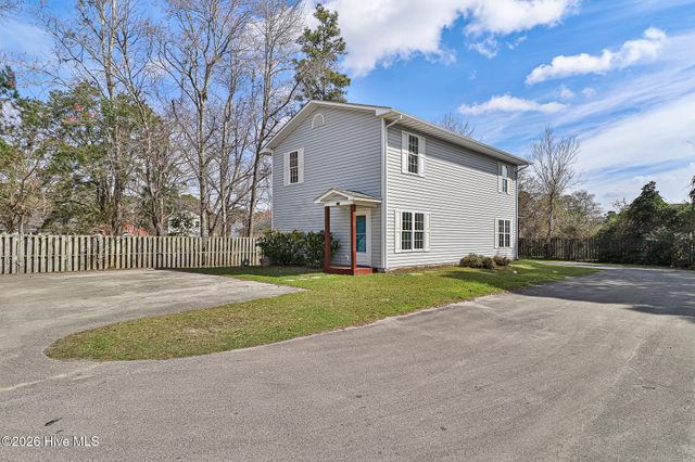 101 & 301 Johns Way, Newport, NC 28570