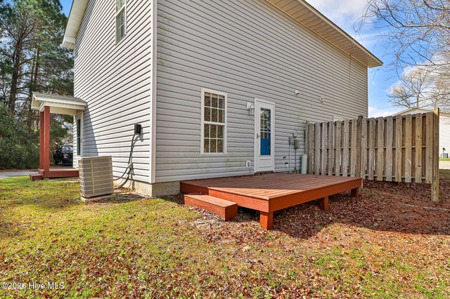 101 & 301 Johns Way, Newport, NC 28570