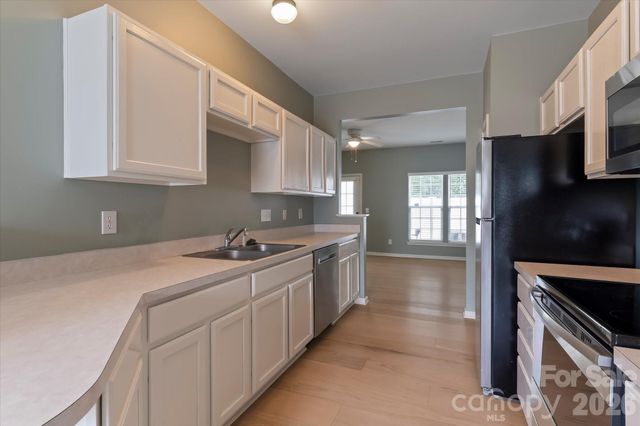 12541 Jessica Place, Charlotte, NC 28269
