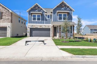 302 Willow Heights DR, Hutto, TX 78634