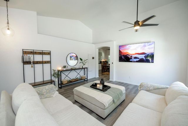 1336 Tranquil Ln, Ceres, CA 95307