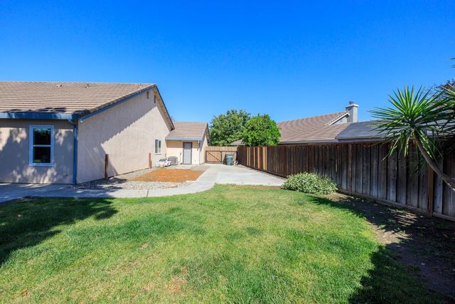 1336 Tranquil Ln, Ceres, CA 95307