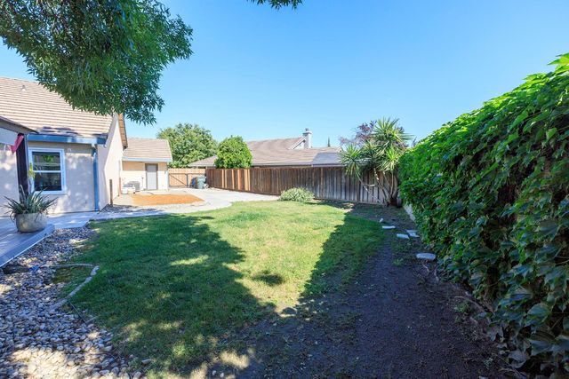 1336 Tranquil Ln, Ceres, CA 95307
